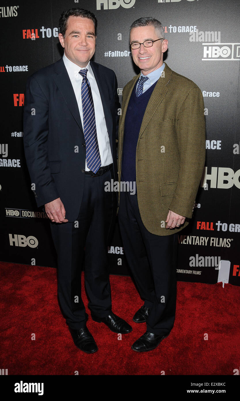 Première mondiale de la chaîne HBO documentaire 'Grâce' à l'automne au Time Warner Center salle de projection - Arrivées comprend : gouverneur Jim McGreevey,partenaire Mark O'Donnell Où : New York, United States Quand : 21 Mars 2013 Banque D'Images