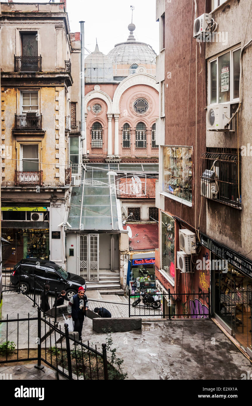 Vue sur les rues étroites dans la partie asiatique d'Istanbul, Turquie Banque D'Images
