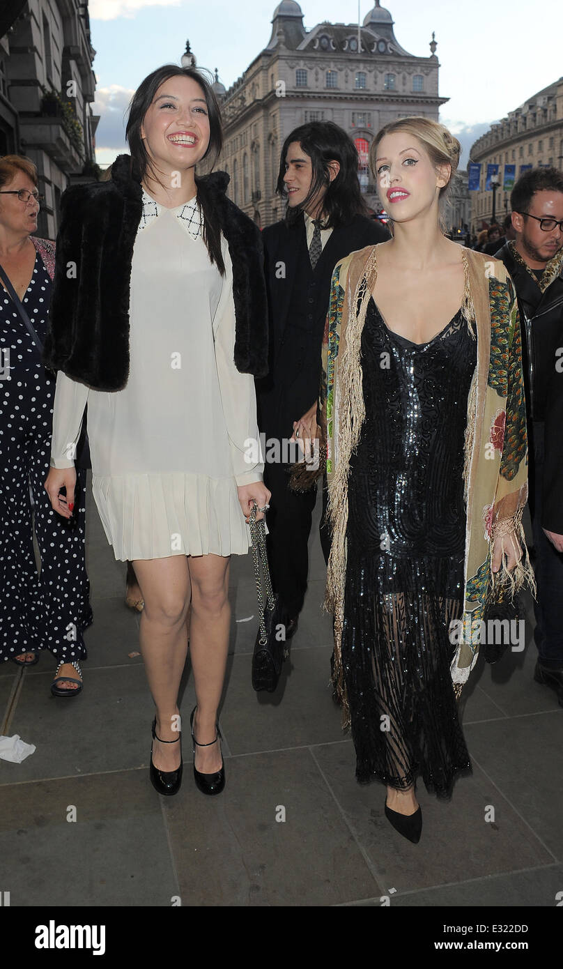Les celebrites arrivent a une projection speciale de Gatsby le Magnifique