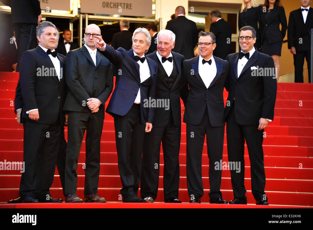 Première de "derrière les candélabres' lors de la 66e Assemblée annuelle du Festival du Film de Cannes au Palais des Festivals avec : Richard LaGravenese,Michael Douglas,Scott Thorson,Steven Soderbergh,Jerry Weintraub,Matt Damon Où : Cannes, France Quand : 21 mai 2013 Banque D'Images