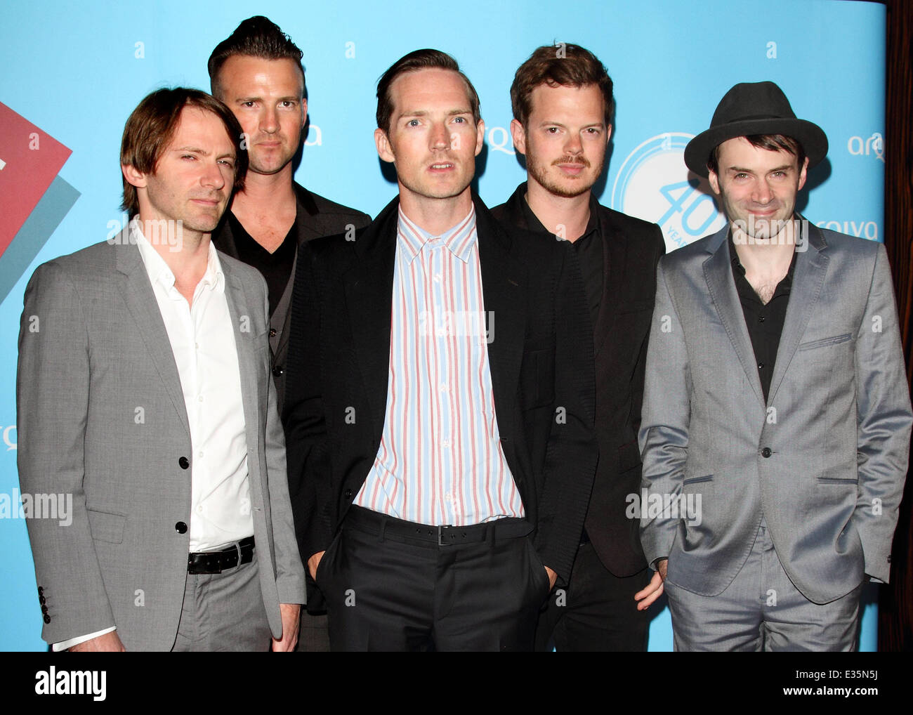 La Radio commerciale Arqiva Awards tenue à l'hôtel Park Plaza Westminster Bridge - Arrivées comprend : le sentiment,Dan Gillespie Sells,Richard Jones,Paul Stewart,Kevin Jérémie,Ciaran Jérémie Où : London, Royaume-Uni Quand : 03 août 2013 Banque D'Images