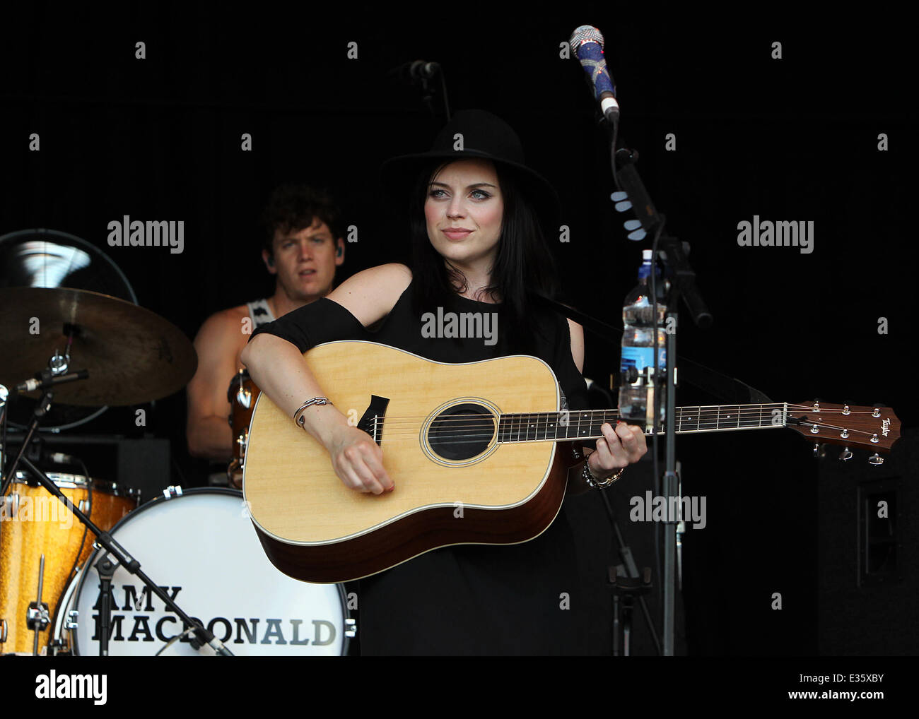Cornbury Music Festival 2013 tenue à l'Chadlington Estate - Jour 3 avec : Amy McDonald où : Oxfordshire, Royaume-Uni Quand : 07 août 2013 Banque D'Images