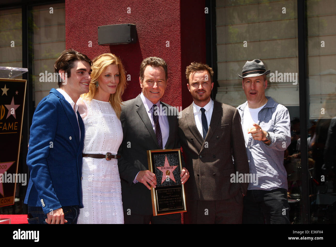 Bryan Cranston honoré avec étoile sur le Hollywood Walk of Fame en vedette : RJ Mitte,Anna Gunn,Bryan Cranston, Aaron Paul,où : Los Angeles, CA, United States Quand : 16 Juil 2013 Banque D'Images