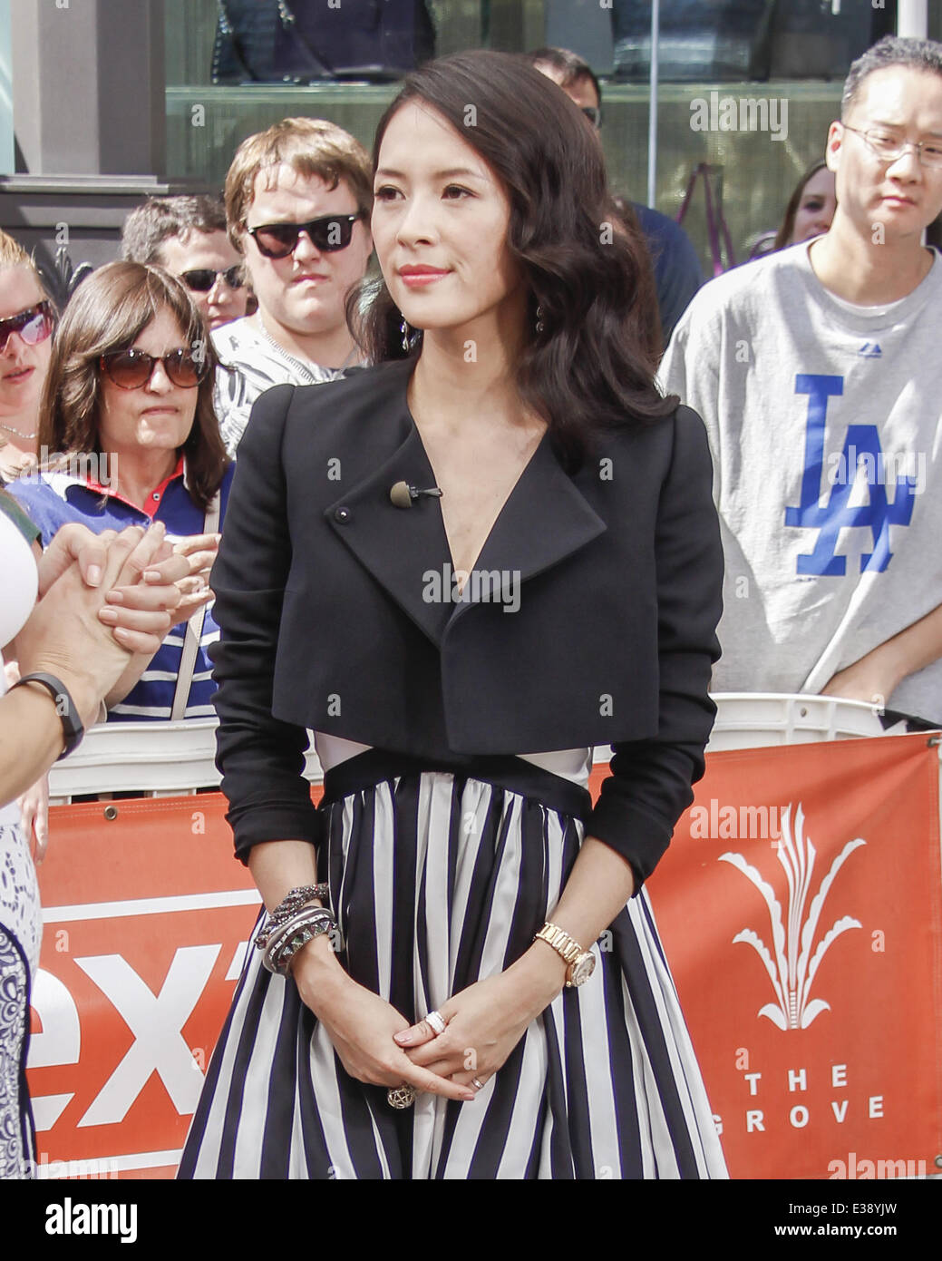 Ziyi Zhang réduite sur supplémentaires à la Grove comprend : Ziyi Zhang Où : West Hollwood, CA, United States Quand : 23 août 2013 Banque D'Images