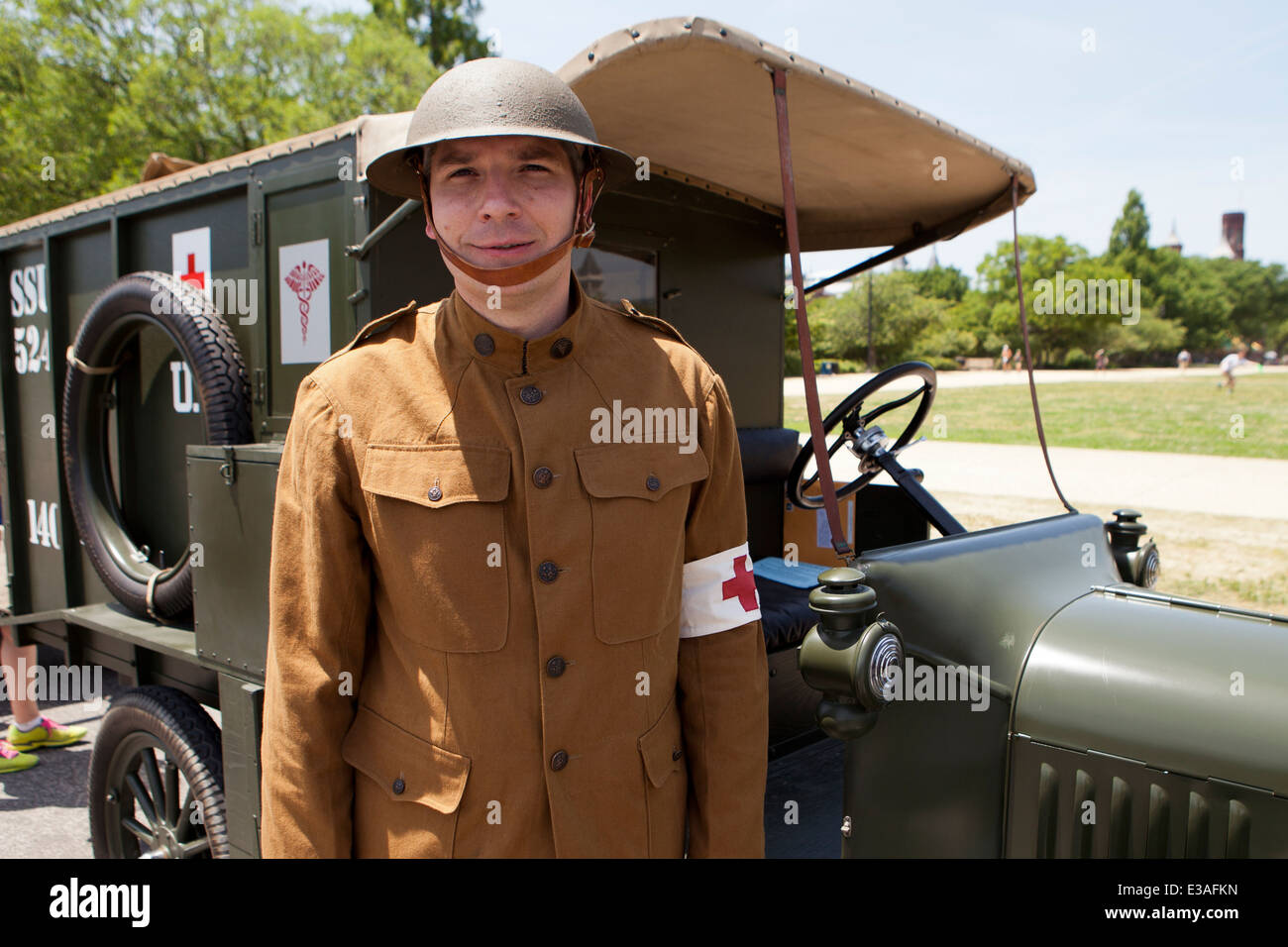 L'ère de la PREMIÈRE GUERRE MONDIALE US Army medic reenactor - USA Banque D'Images