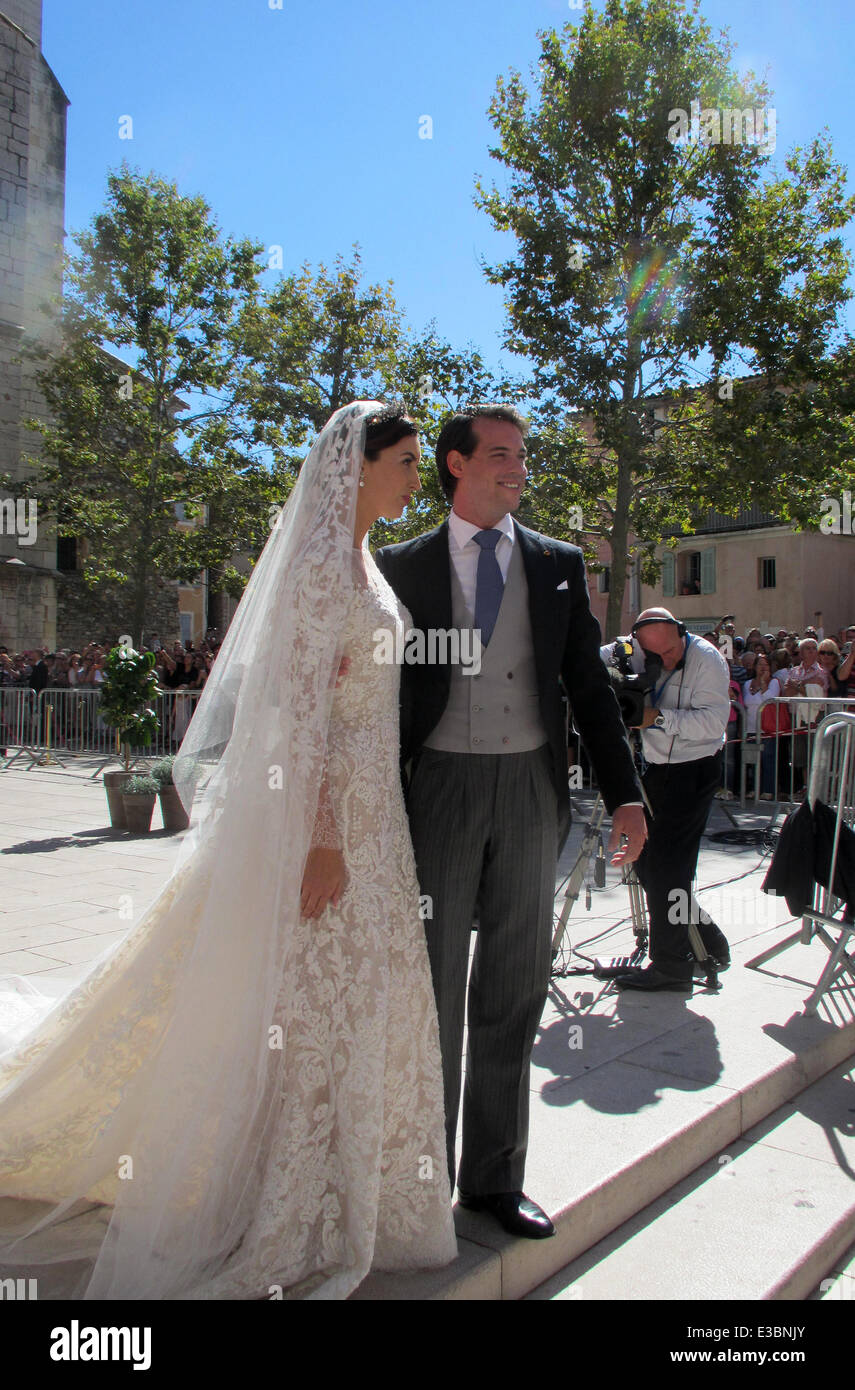 Le mariage du Prince Félix de Luxembourg et Claire Lademacher à la Basilique Sainte Marie-Madeleine avec : Claire Lademacher,Le Prince Félix de Luxembourg Où : Saint Maximin, France Quand : 21 août 2013 Banque D'Images