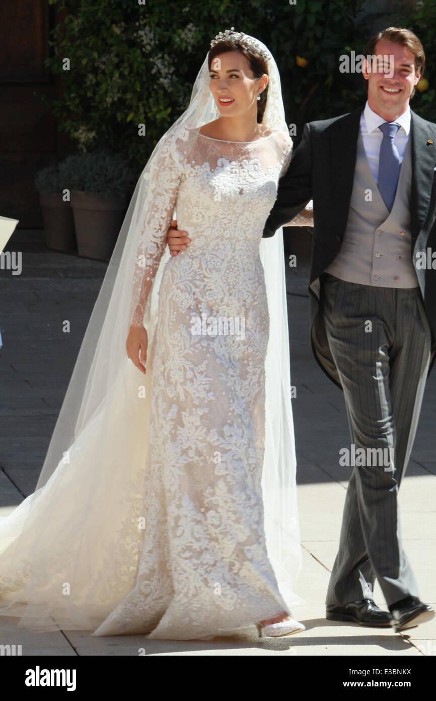 Le mariage du Prince Félix de Luxembourg et Claire Lademacher à la Basilique Sainte Marie-Madeleine avec : Claire Lademacher,Le Prince Félix de Luxembourg Où : Saint Maximin, France Quand : 21 août 2013 Banque D'Images