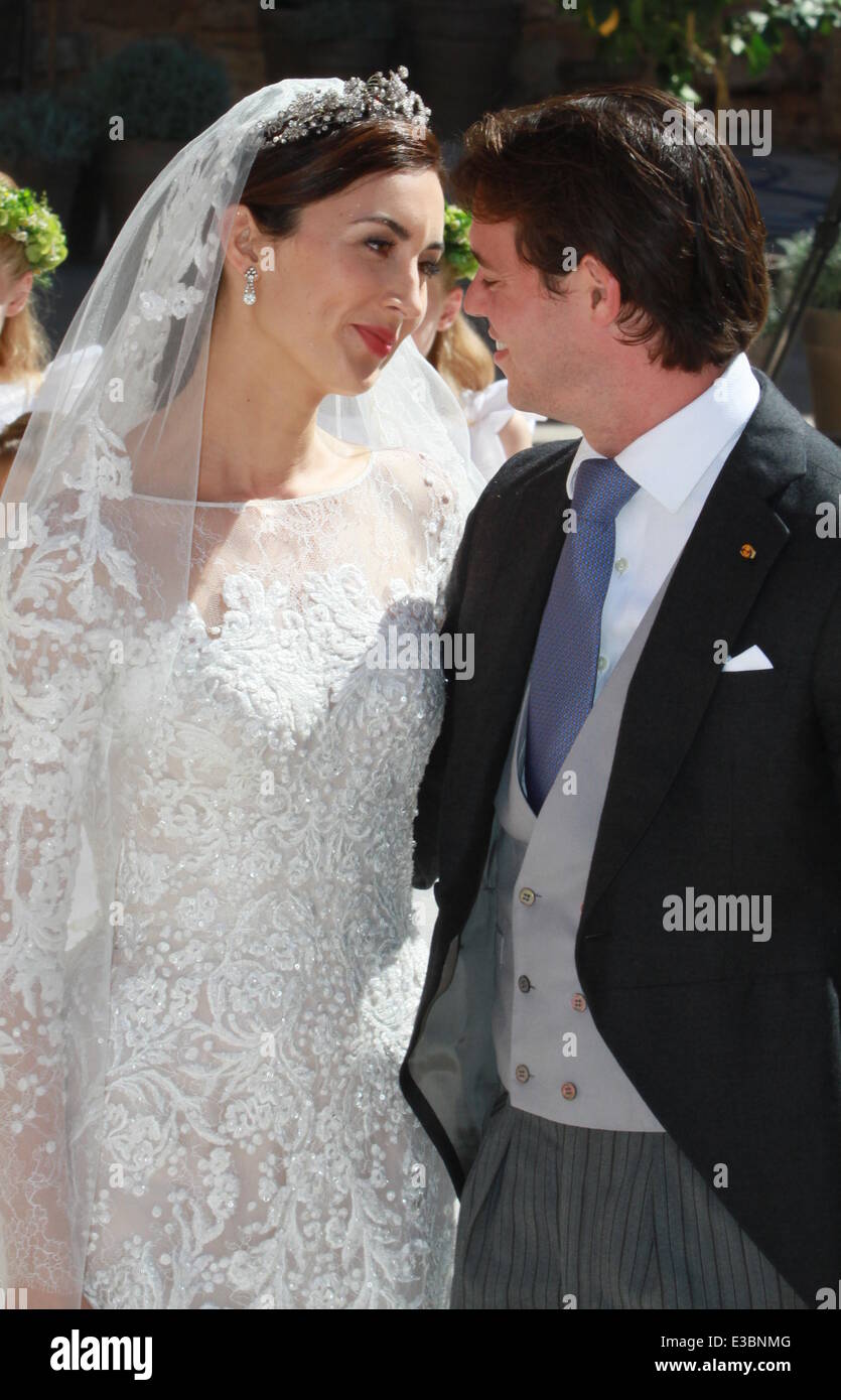 Le mariage du Prince Félix de Luxembourg et Claire Lademacher à la Basilique Sainte Marie-Madeleine avec : Claire Lademacher,Le Prince Félix de Luxembourg Où : Saint Maximin, France Quand : 21 août 2013 Banque D'Images