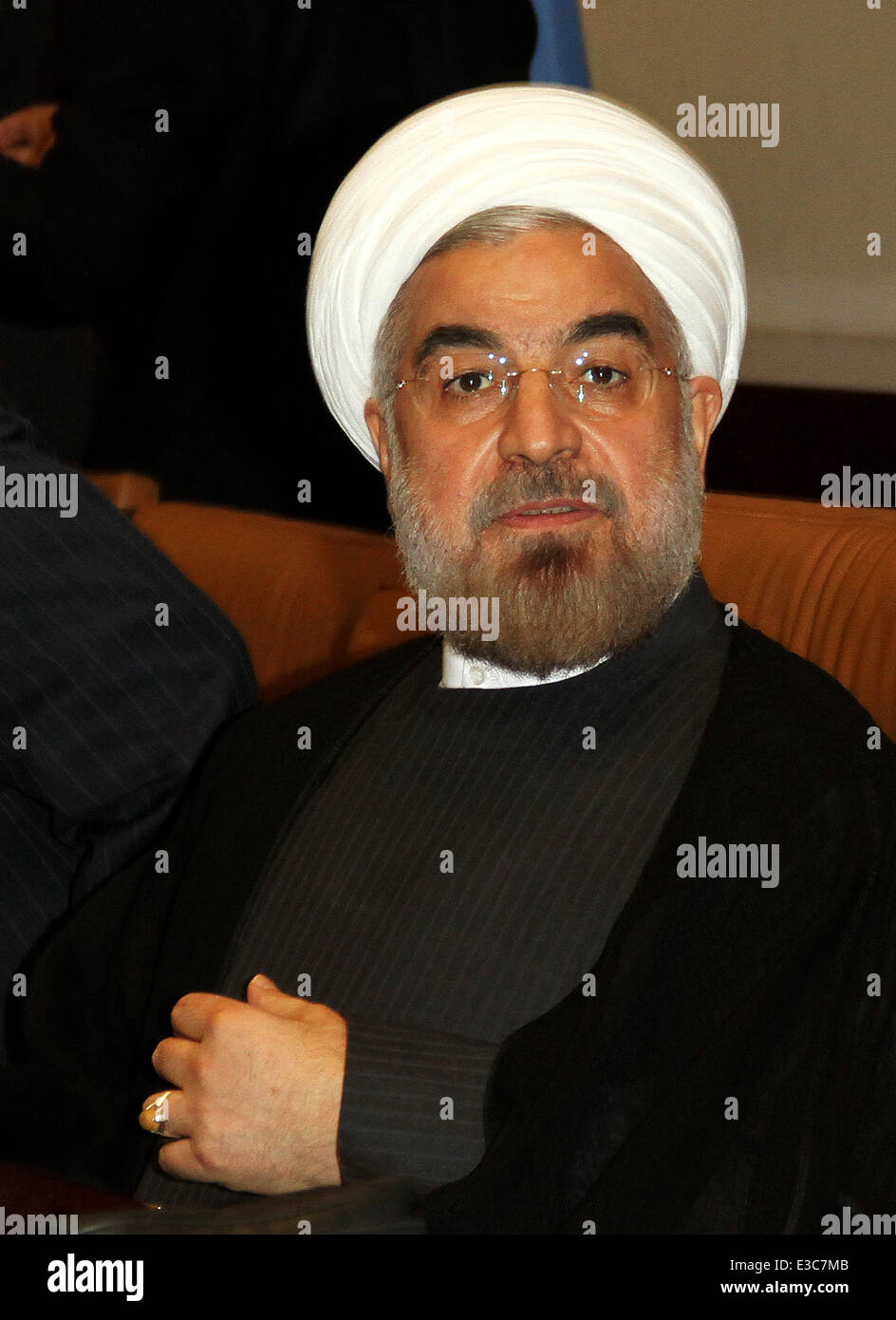 M. Hassan Rouhani, Président de l'Iran (L) arrive pour sa rencontre avec le Secrétaire général des Nations Unies, Ban Ki moon, lors de la 68e session de l'Assemblée générale des Nations Unies, au Siège des Nations Unies, à New York, avec : M. Hassan Rohani Où : New York, NY, United States Quand : 26 août 2013 Banque D'Images