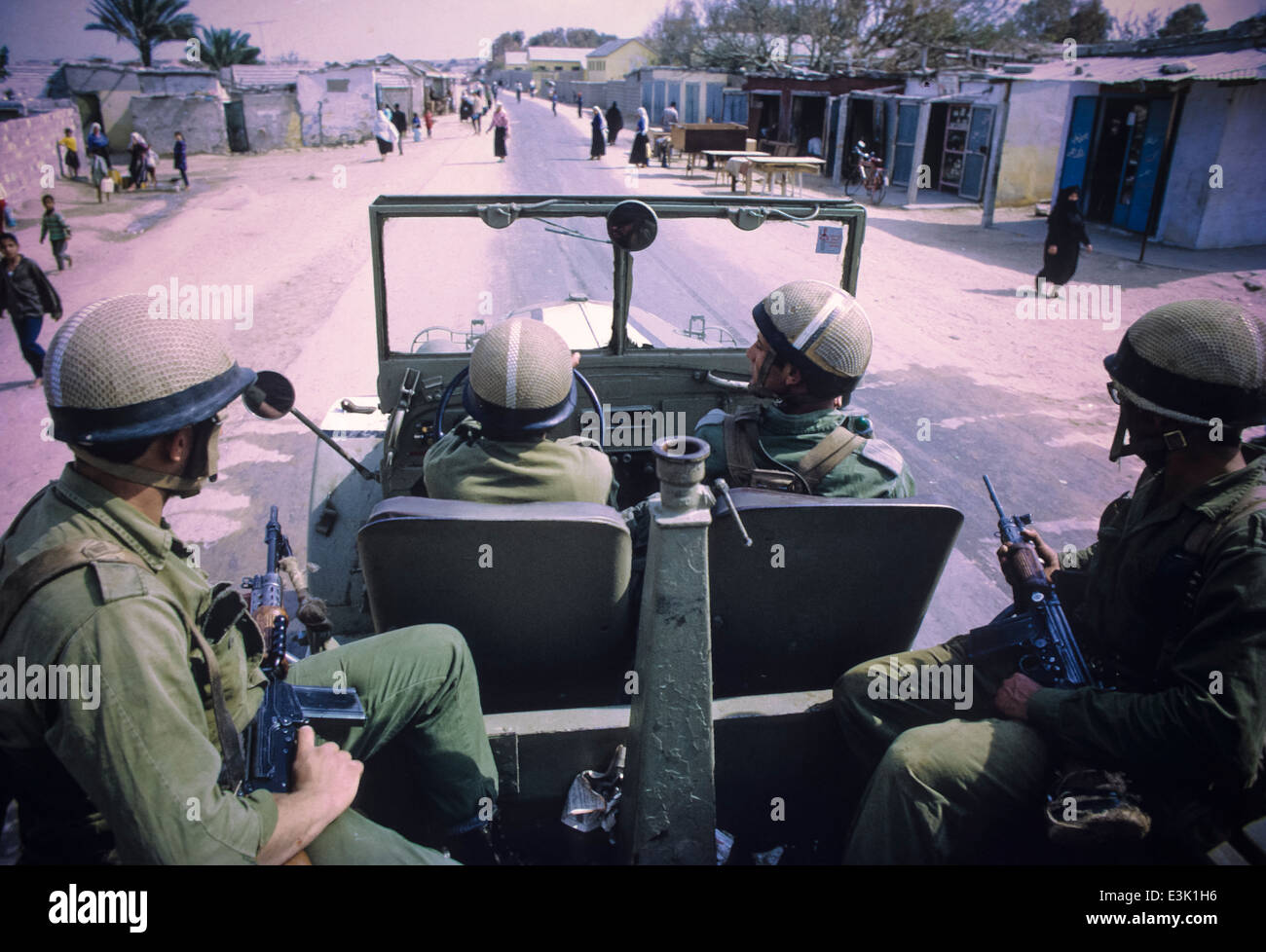 Des soldats israéliens près de la frontière libanaise,70's Banque D'Images