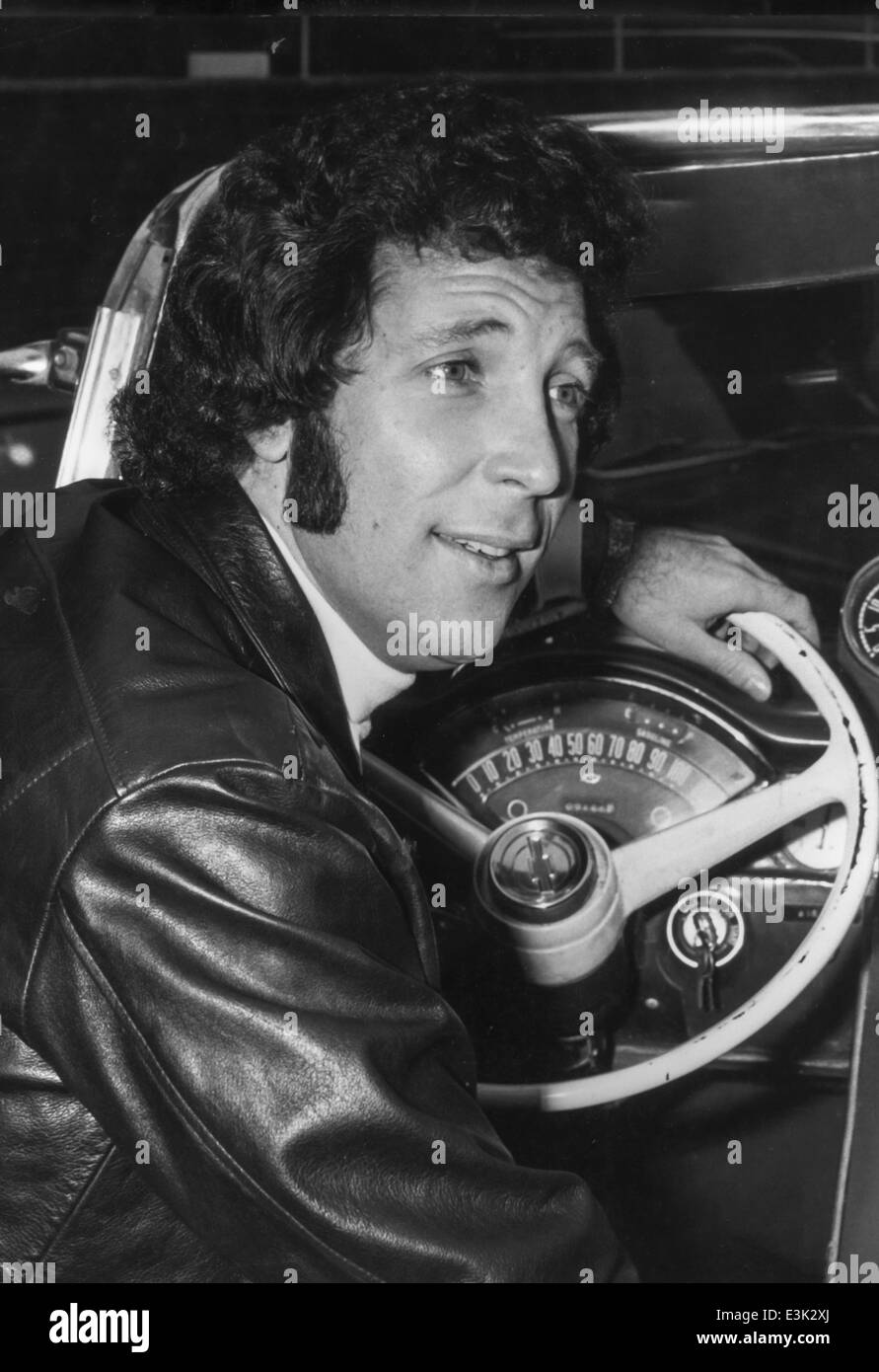 Tom jones Banque de photographies et d’images à haute résolution Alamy