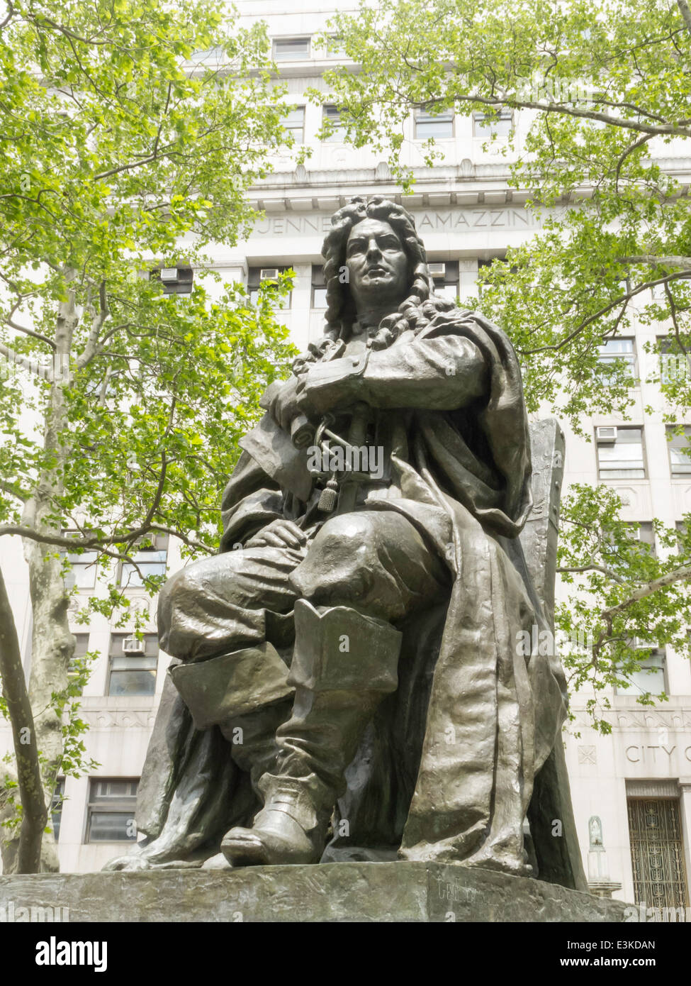 Abraham de Peyster Sculpture dans le parc de Thomas Paine, Foley Square, NYC, USA Banque D'Images