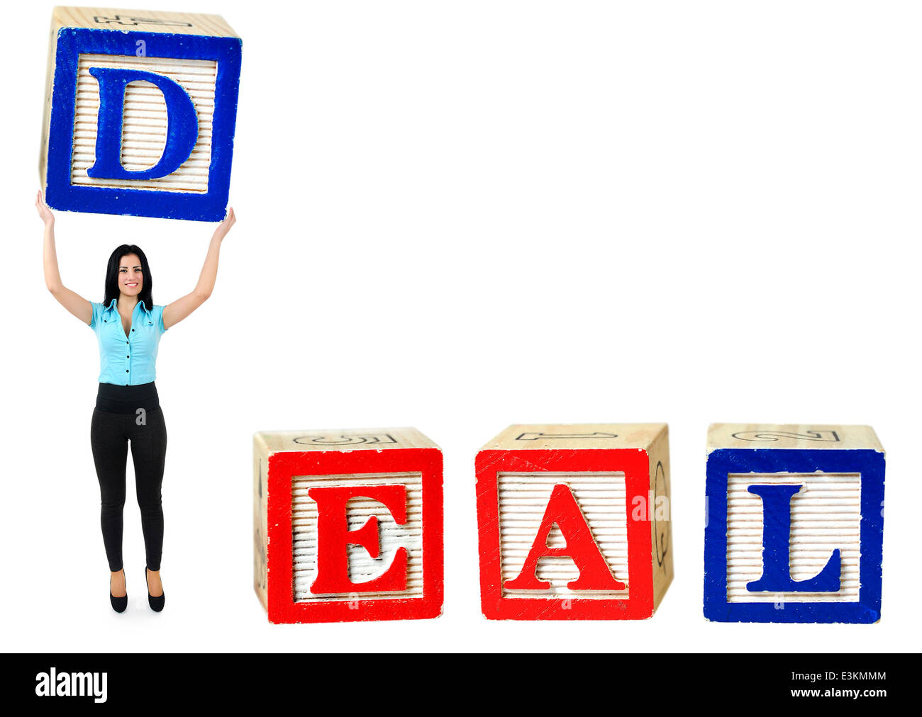 Femme soulever lettre de mot Traiter Banque D'Images