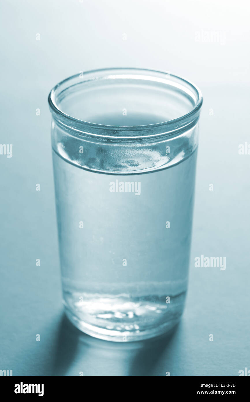 verre d’eau Banque D'Images