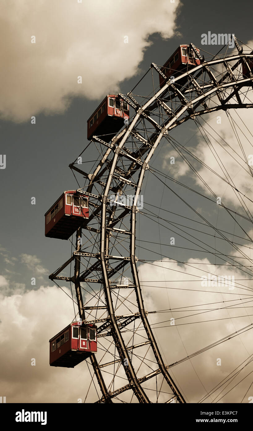 La grande roue dans le parc de loisirs du Prater de Vienne - Wiener Prater im Riesenrad Banque D'Images