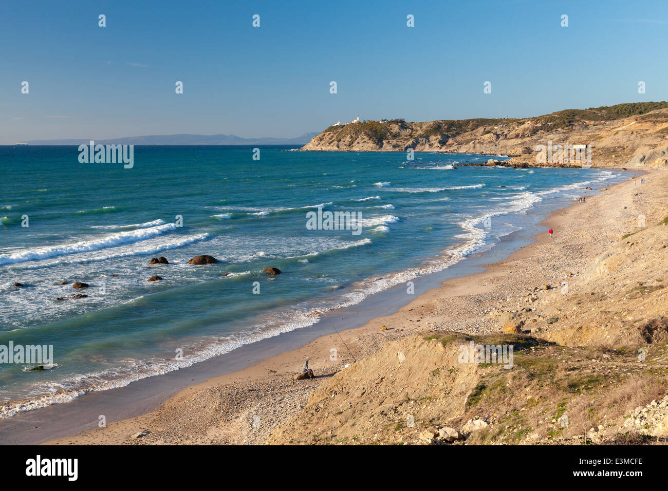 Paysage côtier de l'océan Atlantique, le détroit de Gibraltar, Tanger, Maroc Banque D'Images