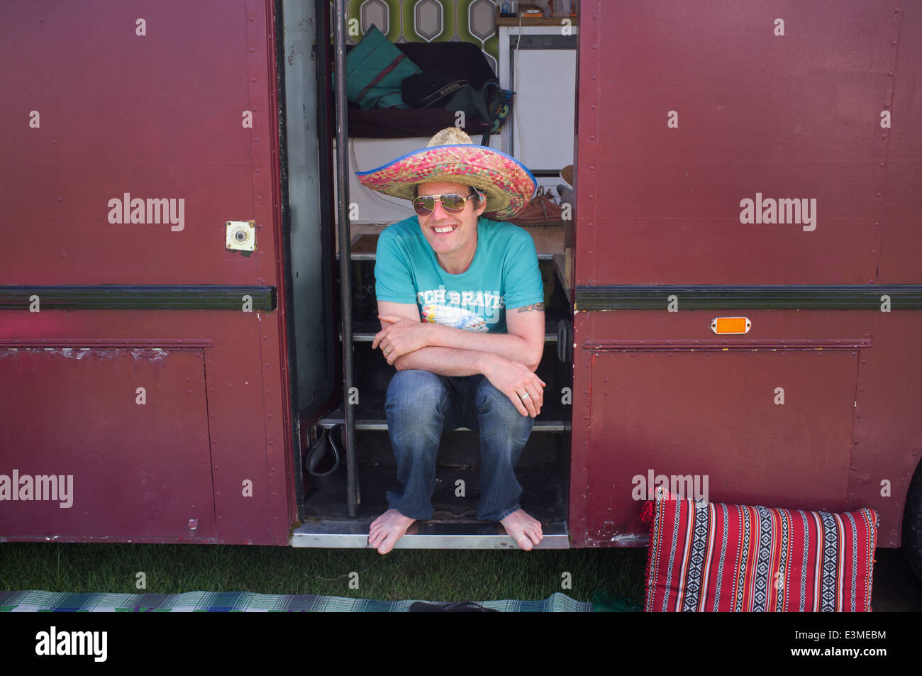Homme mûr au festival de musique Banque D'Images