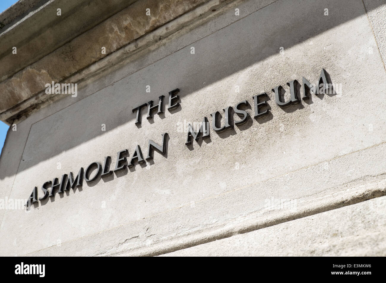 Le panneau à l'entrée de l'Ashmolean Museum à Oxford, Oxfordshire, UK Banque D'Images