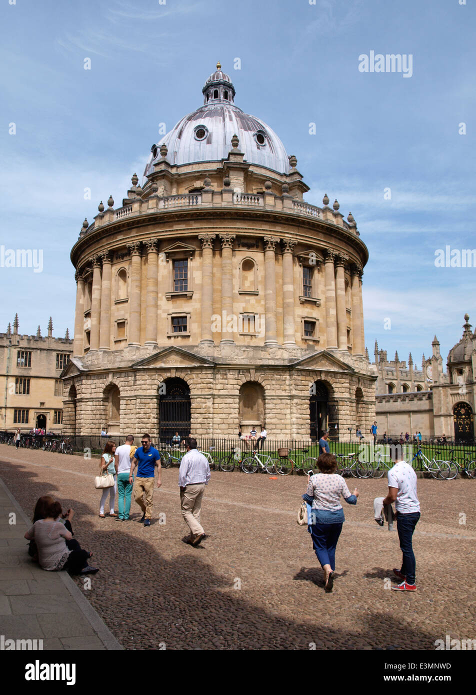 Radcliffe Camera building, l'un des sites touristiques les plus emblématiques d'Oxford, UK Banque D'Images