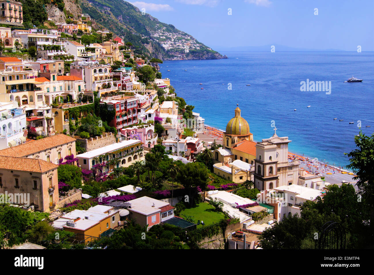 Vue de la ville de Positano, sur la côte amalfitaine, de l'Italie Banque D'Images