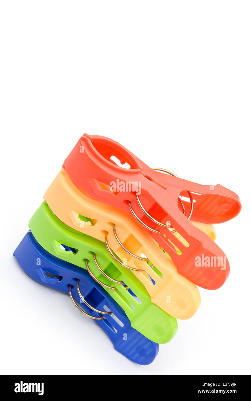 Pinces à linge de couleur blanche sur le haut de la pile Banque D'Images