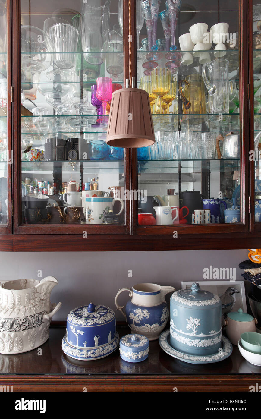 Datant Wedgewood poêle