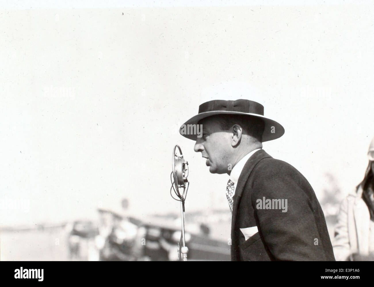 Cette photo de l'album Luqueer capture l'âge d'or de l'aviation avec des figures comme L.P. Arnold et Leslie P. Arnold, figures importantes de la mécanique aéronautique et des opérations aériennes au début du XXe siècle. Banque D'Images
