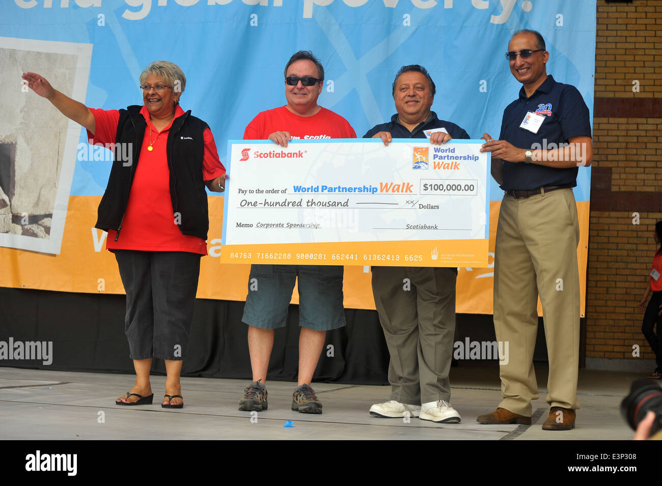 Les images de l'Organisation mondiale de la charité de partenariat à pied de London, en Ontario. Banque D'Images