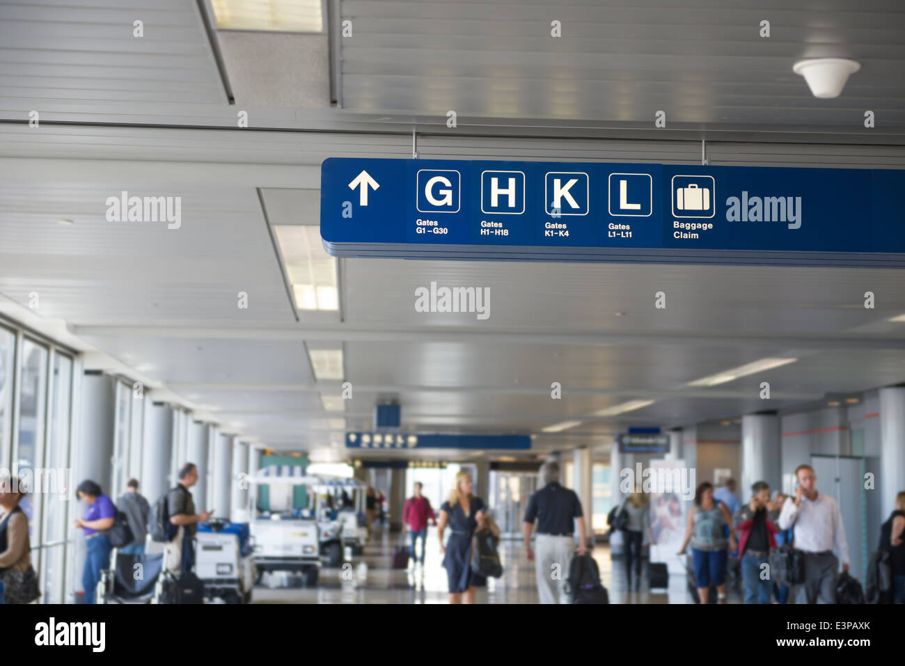 Signes d'embarquement à l'aéroport Banque D'Images