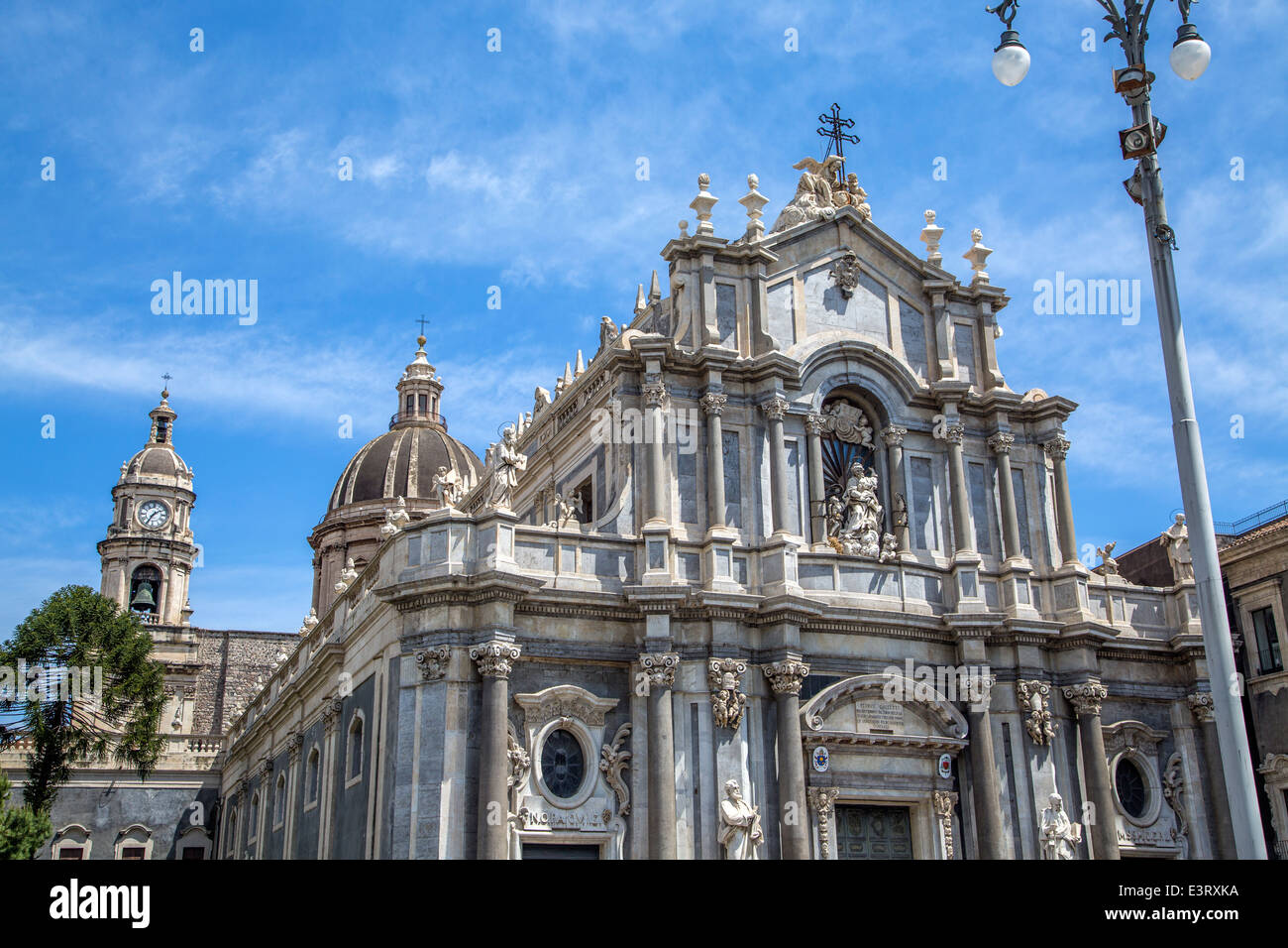 Cathédrale de Santa Agata sur la place Duomo à Catane, Sicile, Italie Banque D'Images