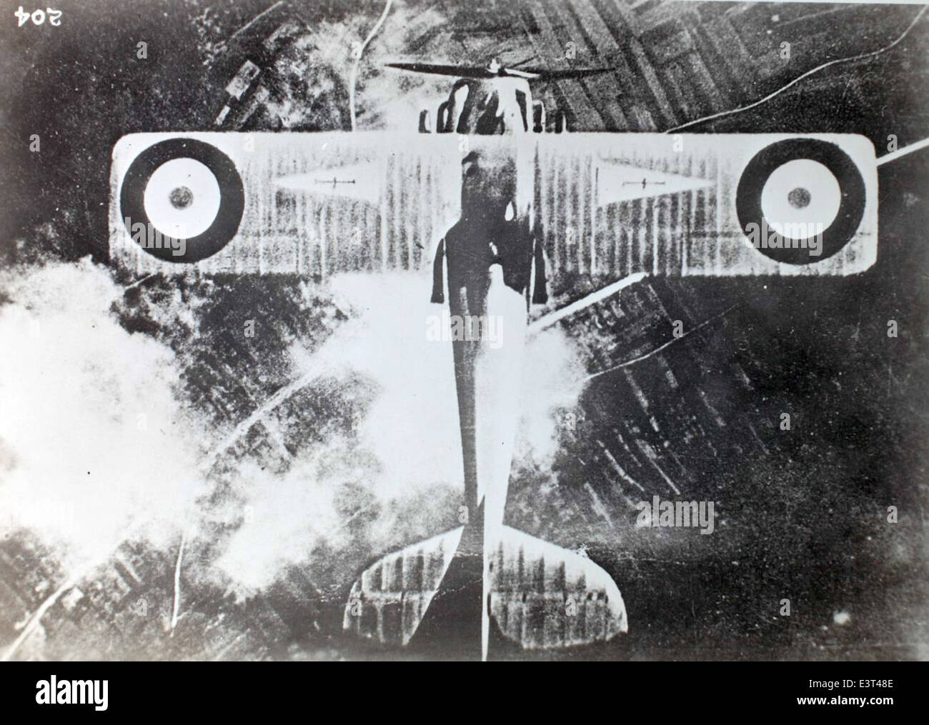 Le SPAD VII était un biplan français largement utilisé pendant la première Guerre mondiale connu pour sa vitesse et sa maniabilité, il est devenu l'un des chasseurs alliés les plus performants pendant la guerre, piloté par plusieurs as. Banque D'Images