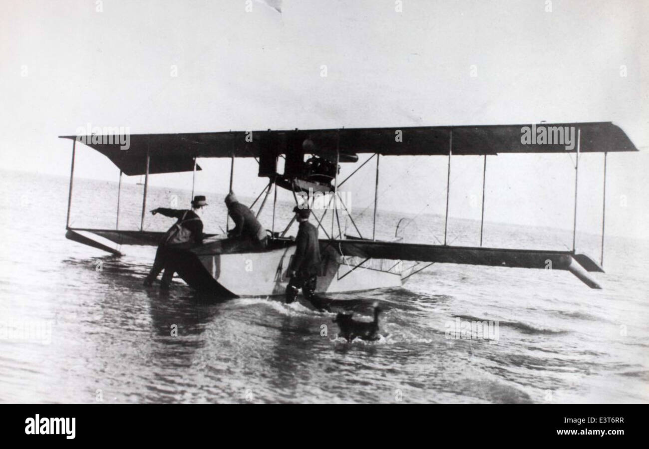 Hydravion curtiss Banque de photographies et d’images à haute ...