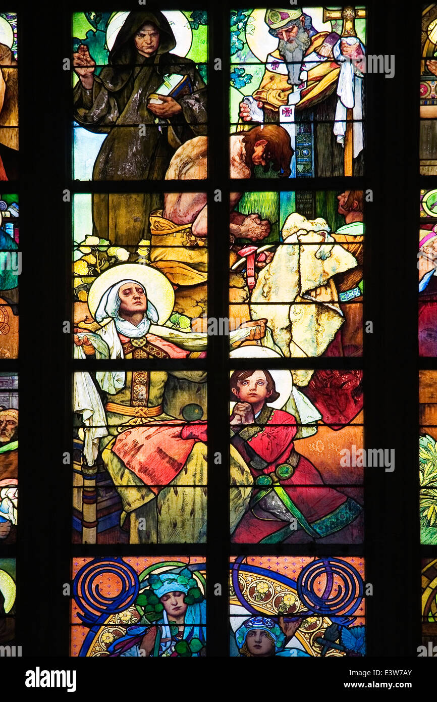 La cathédrale San Vito, vitrail, par Alfons Mucha, Prague, République tchèque Banque D'Images