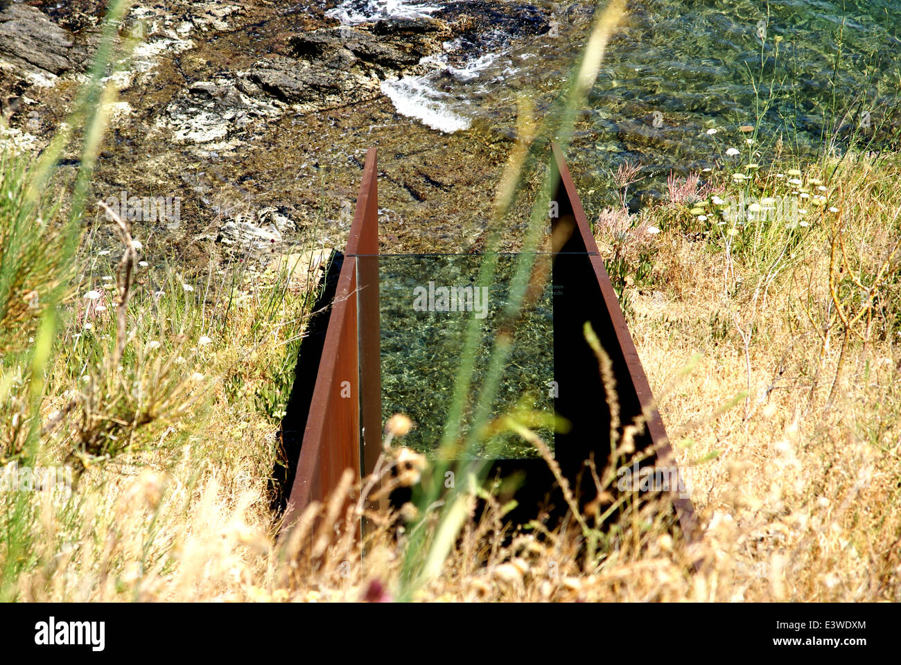 Monument de Walter Benjamin par Dani Karavan, Port-Bou, Costa Brava, Catalogne, Espagne. Banque D'Images