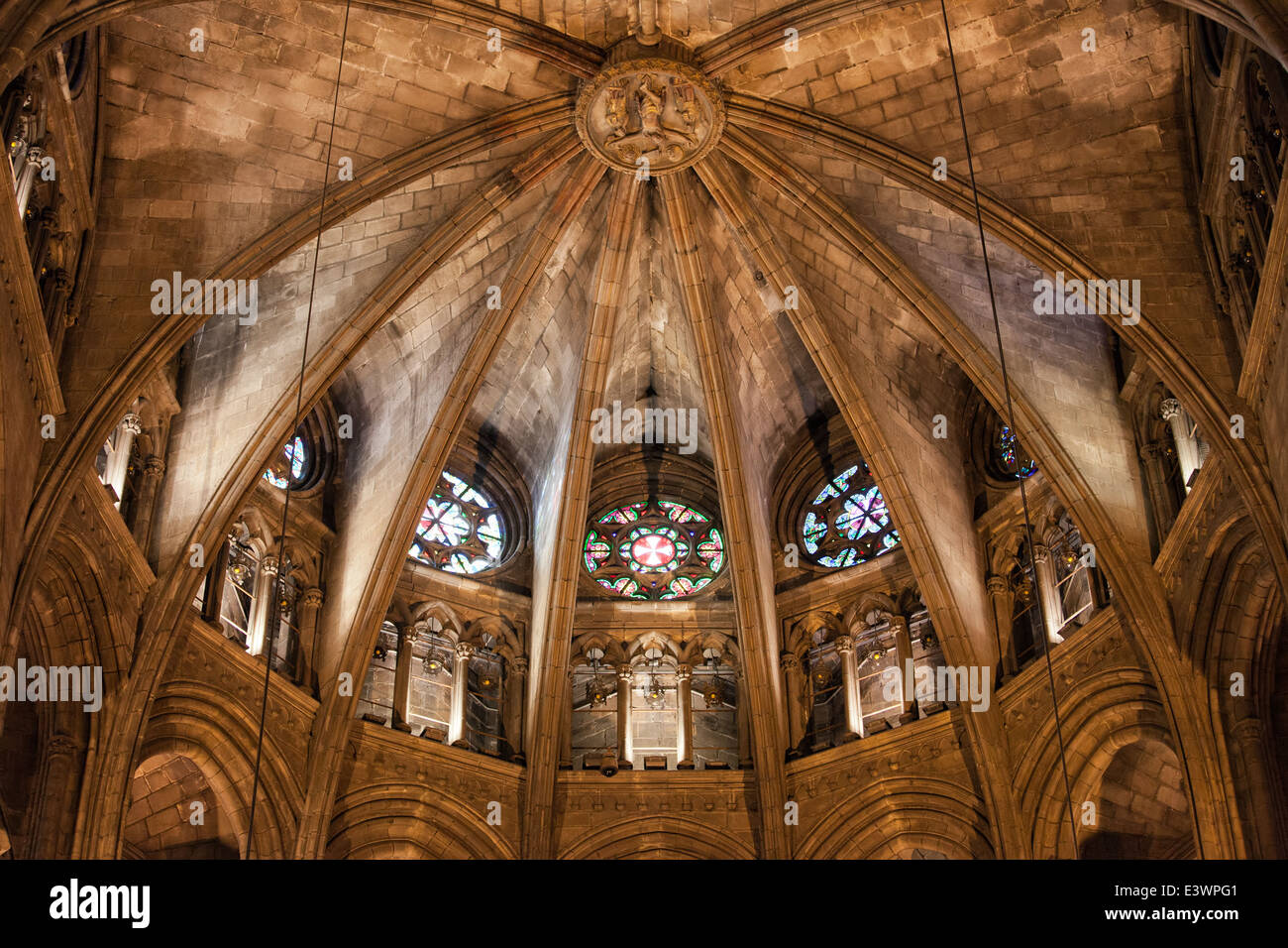 Nervuré gothique voûte de l'abside de la cathédrale de Barcelone en Catalogne, Espagne. Banque D'Images