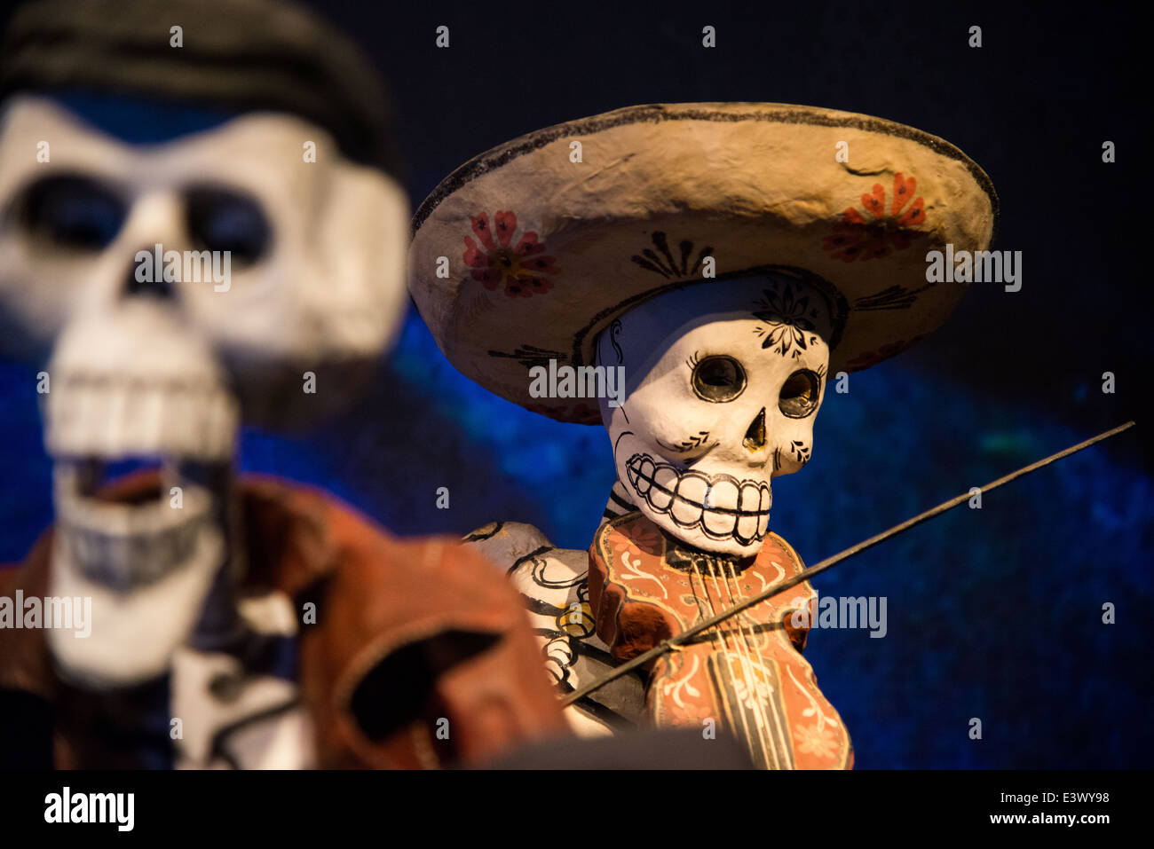 Les figures en papier mâché mexicain au Musée ethnographique de Leyde en Hollande Banque D'Images
