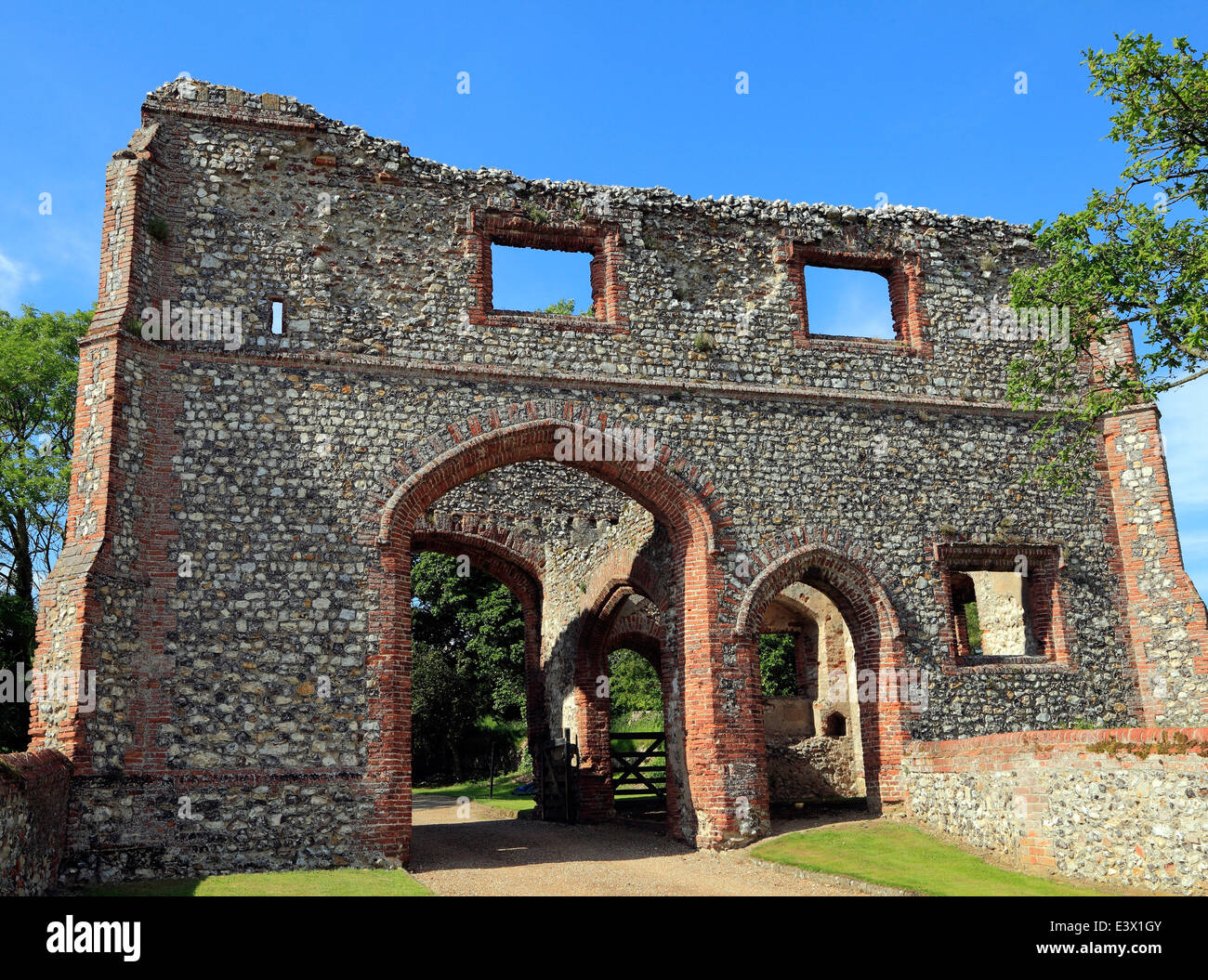 Castle Acre Prieuré Gatehouse, Norfolk, England UK 15e siècle anglais prieurés médiévaux Banque D'Images