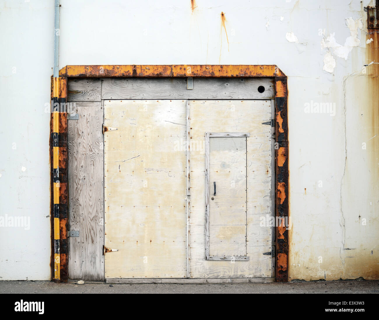 Vieille porte de garage Banque D'Images