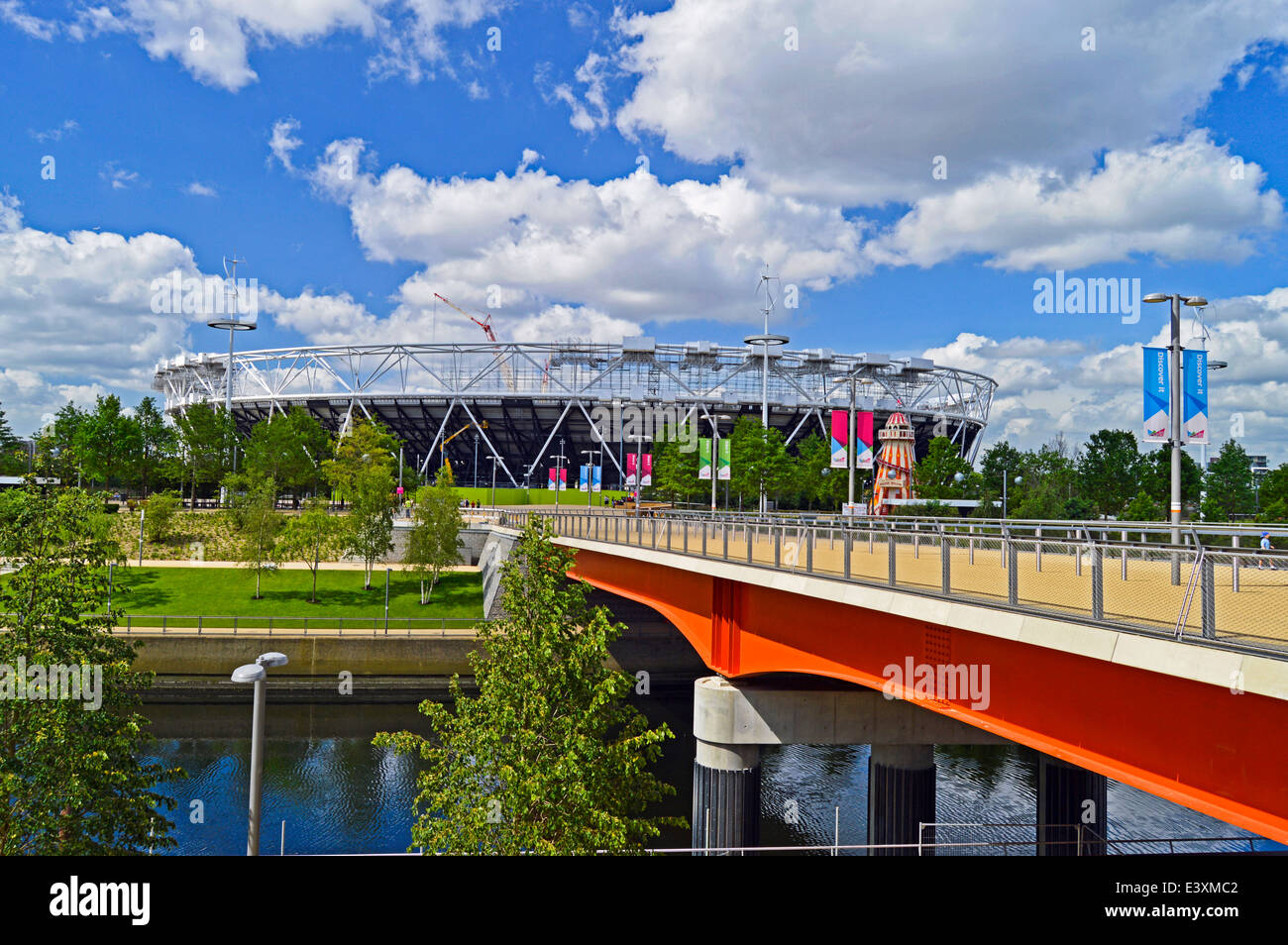 Le stade olympique au Queen Elizabeth Olympic Park, Stratford, London, England, United Kingdom Banque D'Images