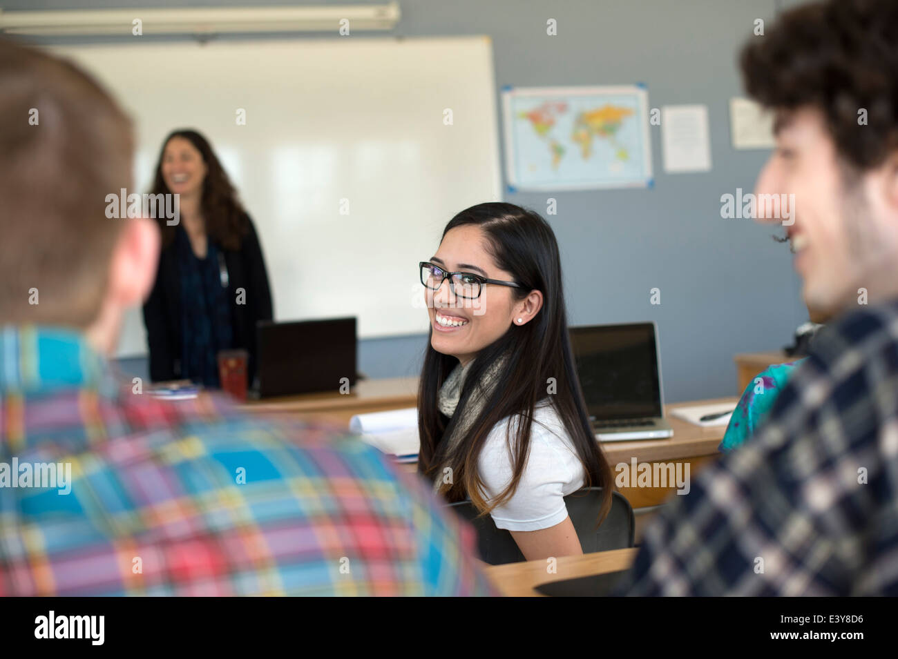 University students in classroom Banque D'Images