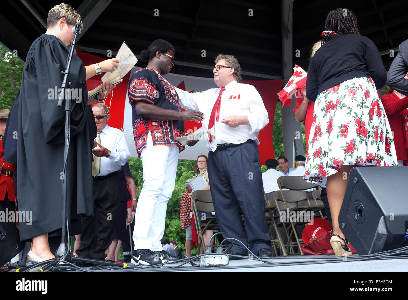 Ministre d'état de porteur à un événement de la fête du Canada à London, en Ontario. Banque D'Images