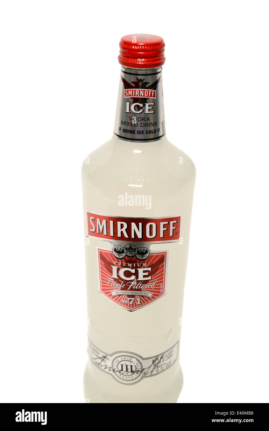 Smirnoff ice vodka mixed drink Banque de photographies et d’images à ...