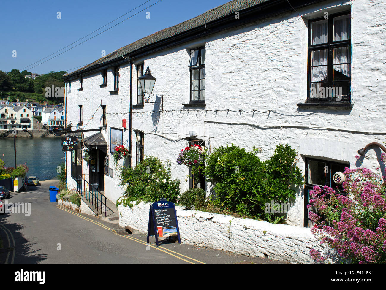 The Old Ferry Inn Bodinnick à dans la région de Cornwall, UK Banque D'Images