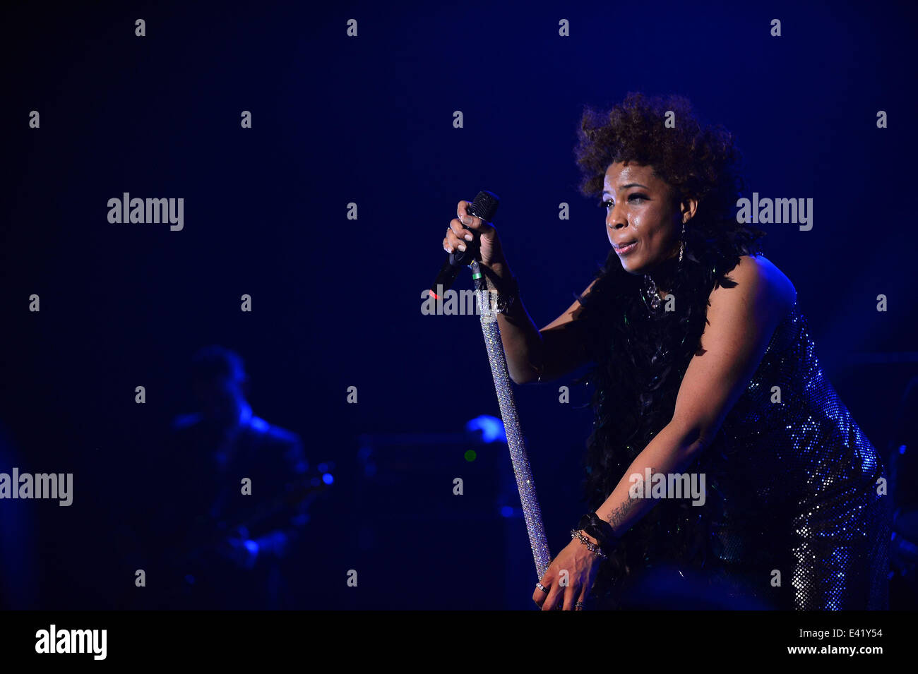 Macy Gray effectue lors de son 14e anniversaire - "sur la façon dont la vie est' au Casino Miami Jai Alai En vedette : Macy Gray Où : Miami, Florida, United States Quand : 31 déc 2013 Banque D'Images