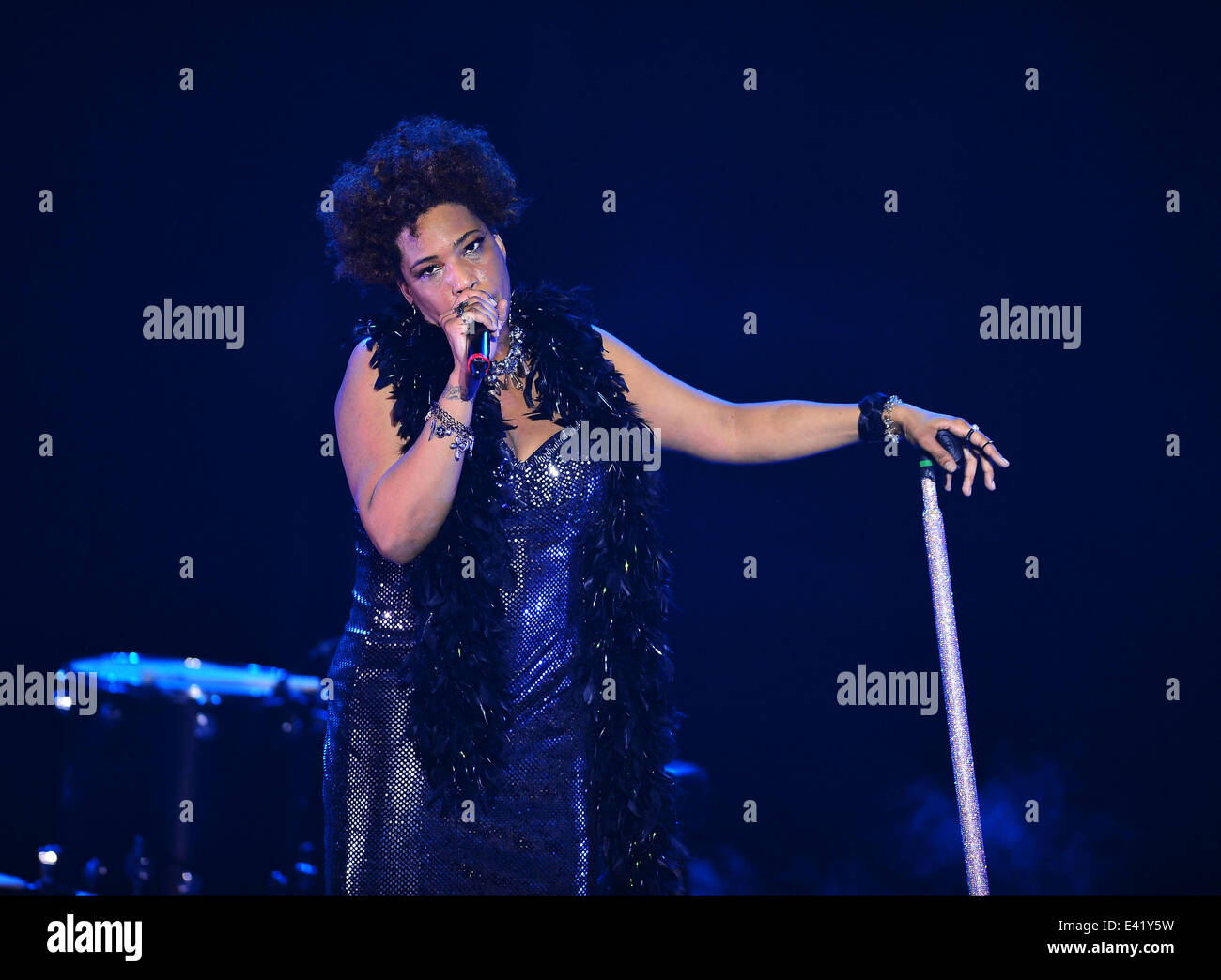 Macy Gray effectue lors de son 14e anniversaire - "sur la façon dont la vie est' au Casino Miami Jai Alai En vedette : Macy Gray Où : Miami, Florida, United States Quand : 31 déc 2013 Banque D'Images