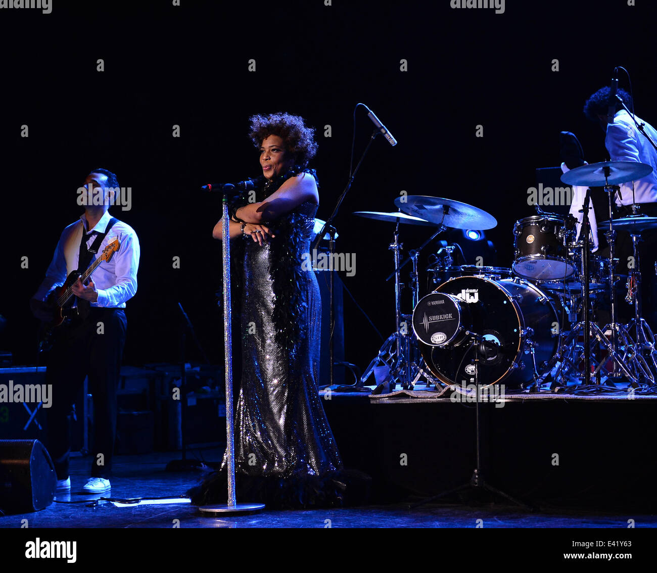 Macy Gray effectue lors de son 14e anniversaire - "sur la façon dont la vie est' au Casino Miami Jai Alai En vedette : Macy Gray Où : Miami, Florida, United States Quand : 31 déc 2013 Banque D'Images