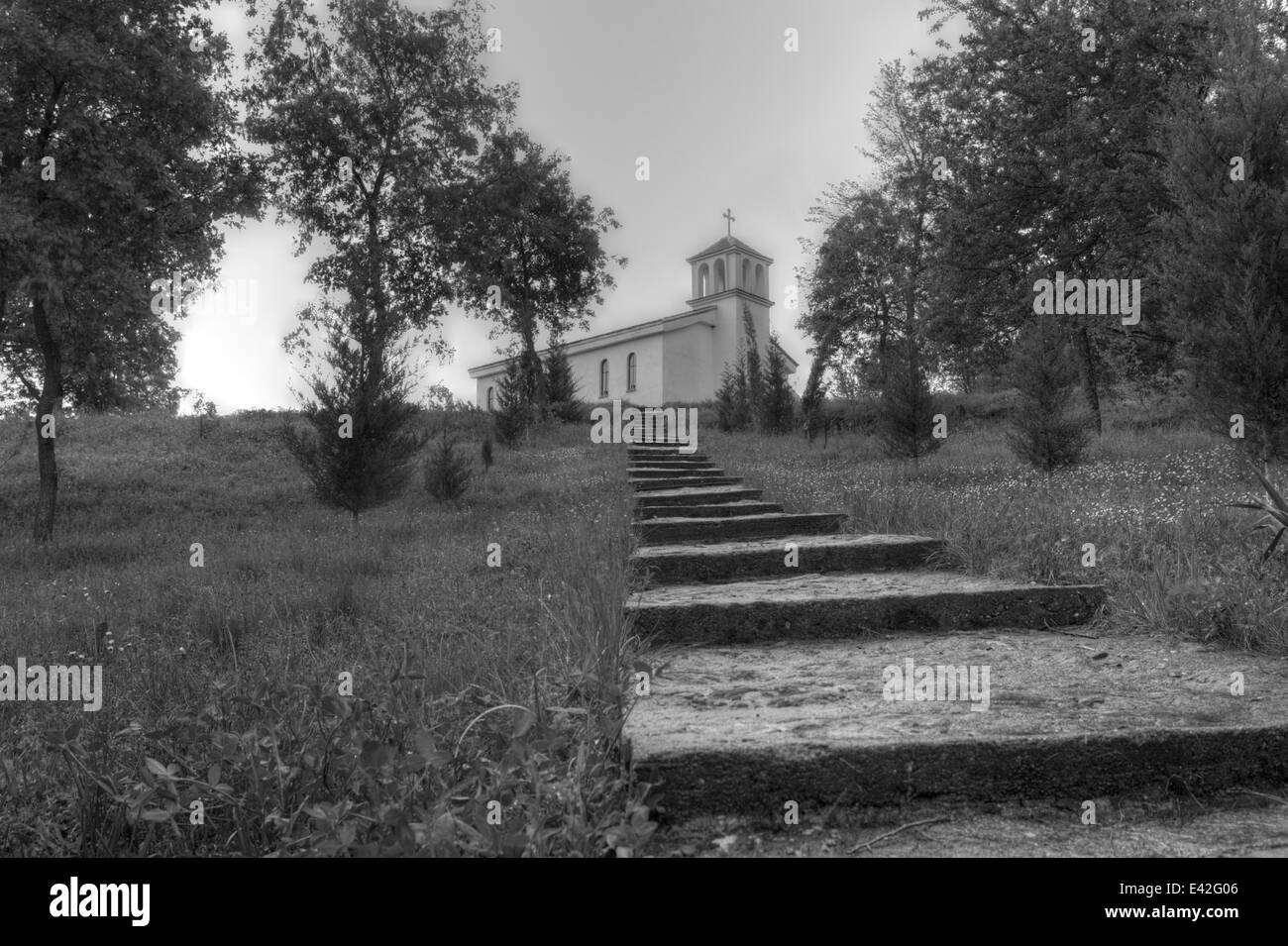 Escalier menant à l'Gorna Breznitsa monastère de Bulgarie Banque D'Images