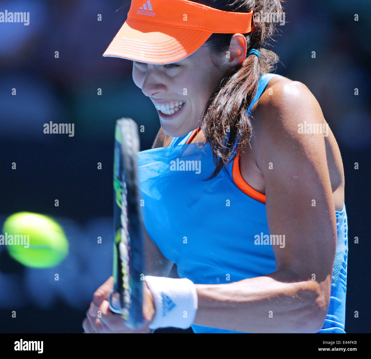 Australian Open de Tennis 2014. Melbourne. L'Australie. Mardi 21.1.2014. Eugénie BOUCHARD (Can) a battu Ana Ivanovic (SRB) en trois sets. - 25/04/2014 - Melbourne - Rod Laver Arena - Femmes - Brésil - Australie - copyright © Damir ATP IVKA Wh Banque D'Images