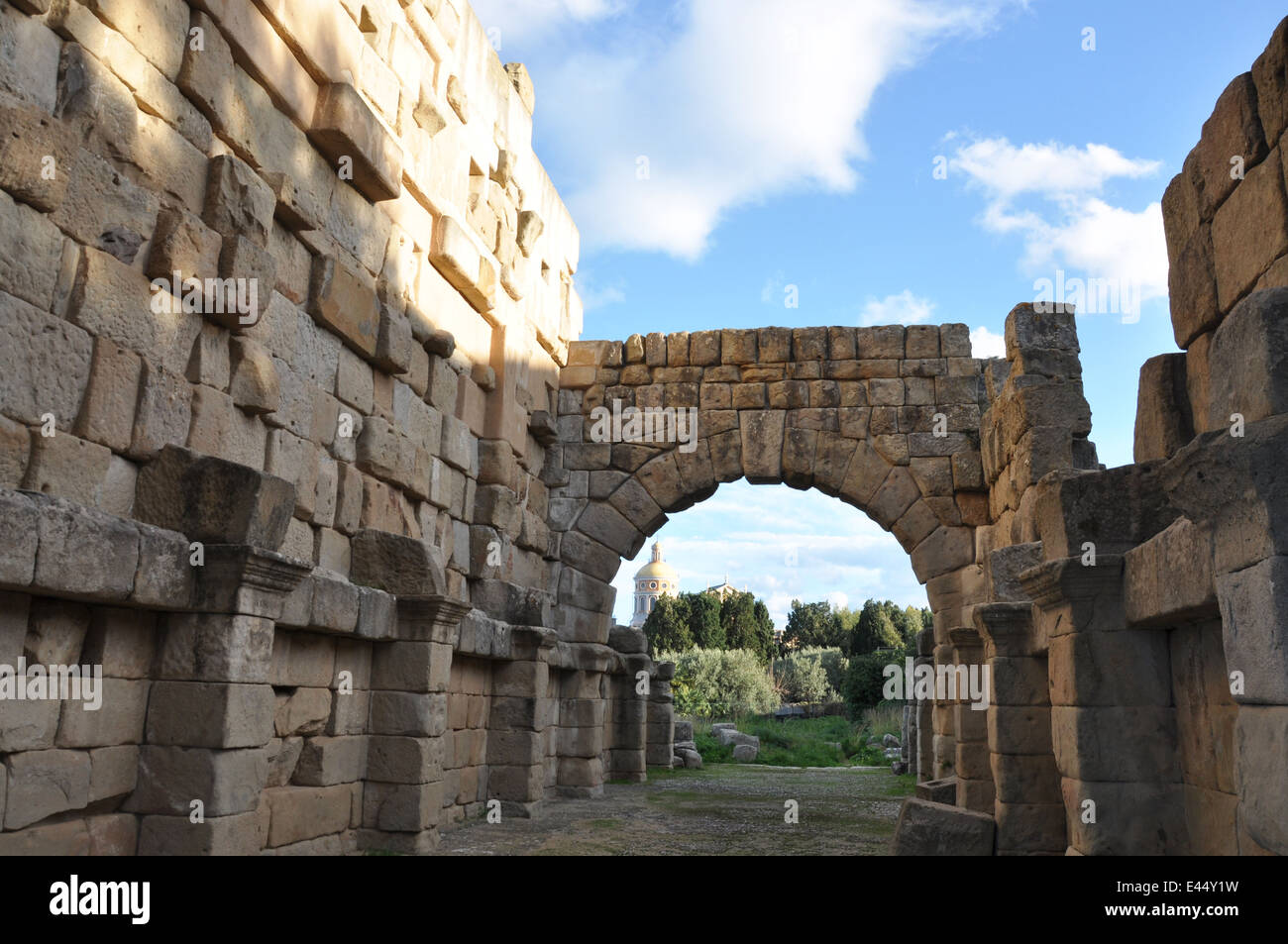 Zone archéologique, basilique romaine, Tindari, Patti, Messine, Sicile, Italie Banque D'Images