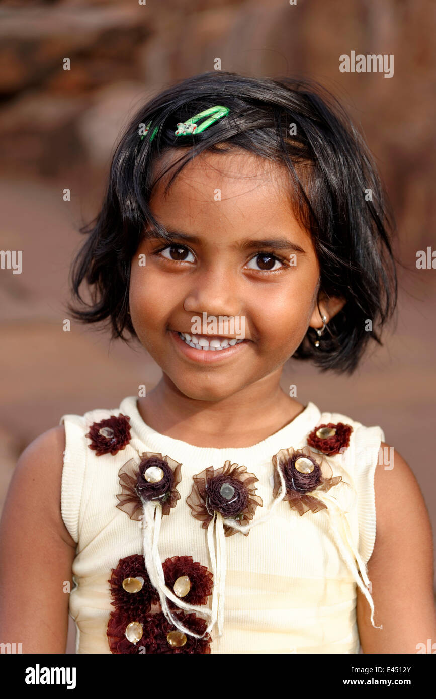 Girl, portrait, Badami, Karnataka, Inde du Sud, Inde Banque D'Images